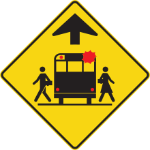 Signal avancé d’arrêt d’autobus scolaire