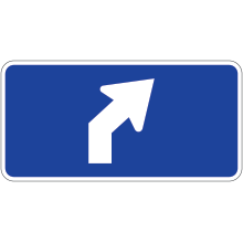 Flèche de direction avancée oblique à droite
