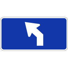 Flèche de direction avancée oblique à gauche