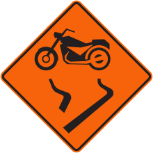 Chaussée glissante (motocyclette)