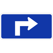 Panonceau de direction à droite (flèche avancée)